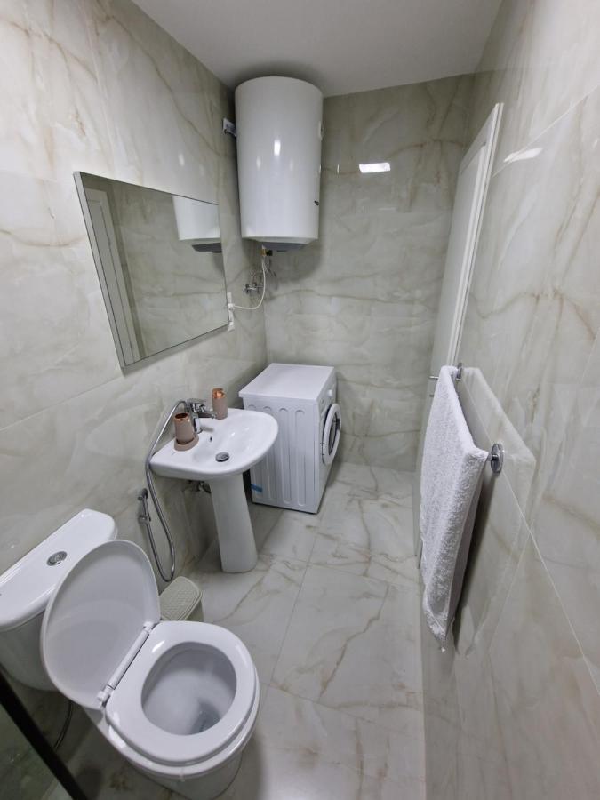 Hq Apartment In Center Tirana Exterior photo