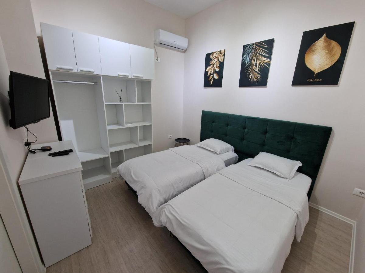 Hq Apartment In Center Tirana Exterior photo